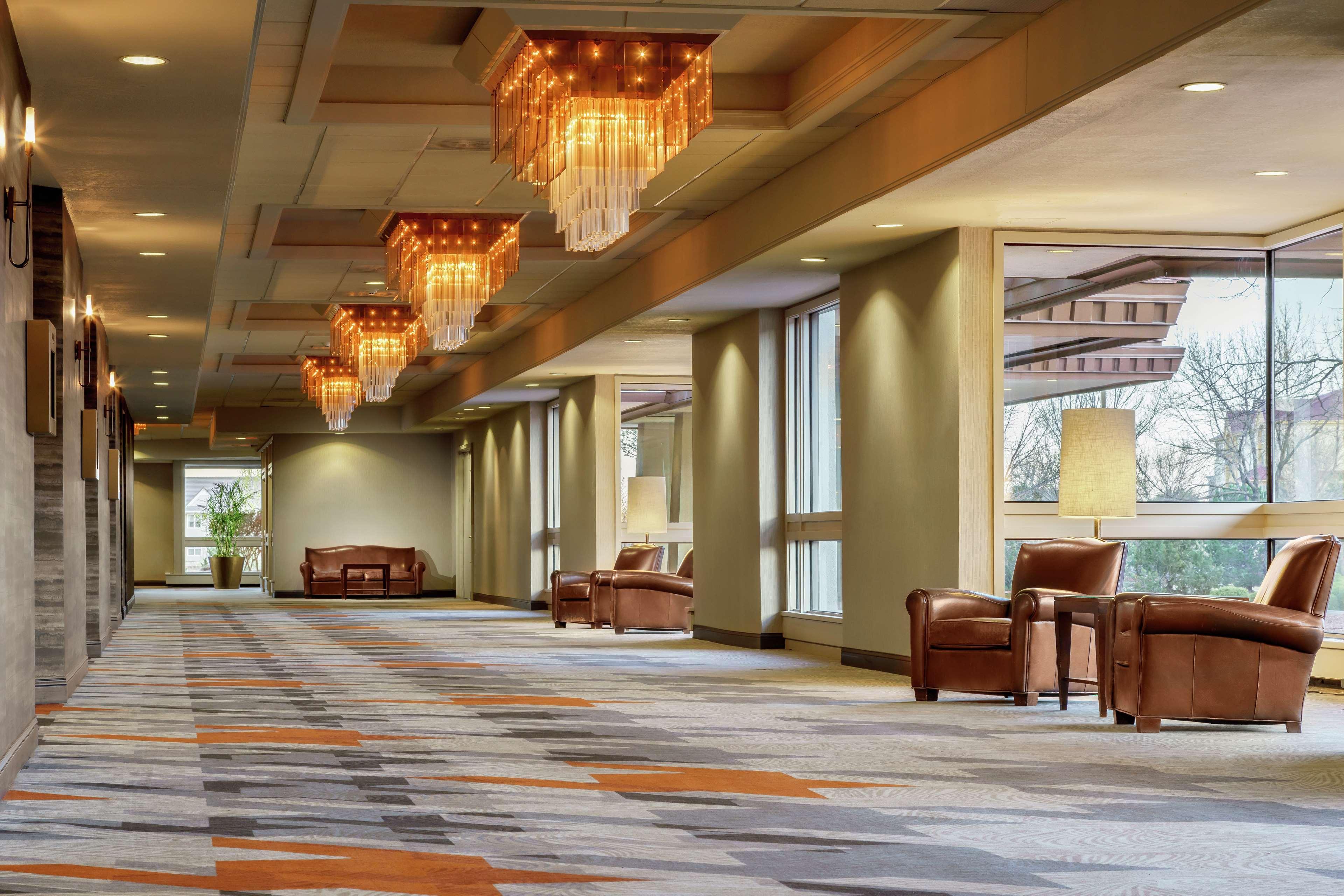 Hotel Doubletree By Hilton Colorado Springs Esterno foto
